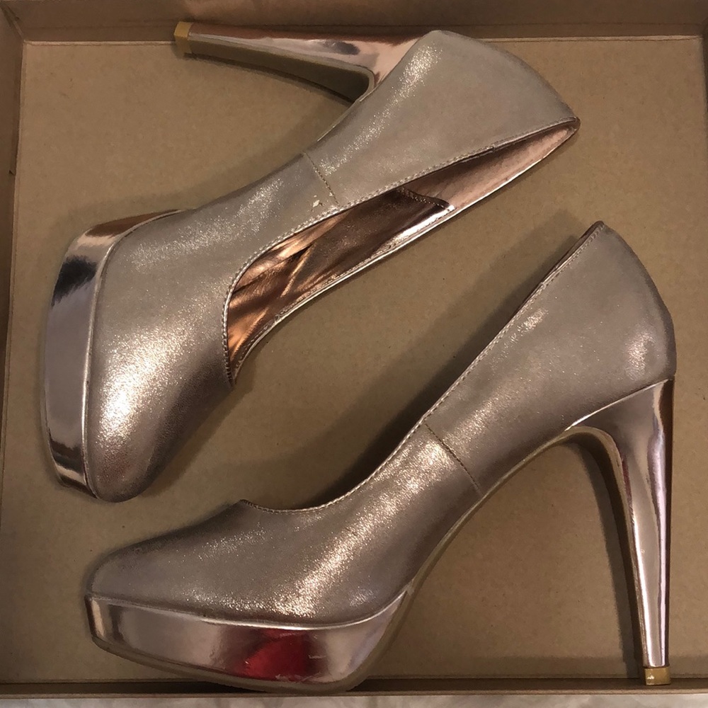 Rampage rose gold tone Sparkly heels size 8.5 - Picture 3 of 8